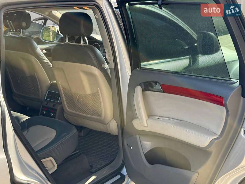 Позашляховик / Кросовер Audi Q7 2006 в Одесі