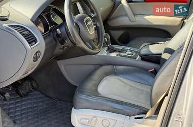Внедорожник / Кроссовер Audi Q7 2006 в 