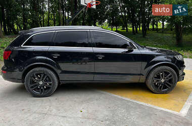 Внедорожник / Кроссовер Audi Q7 2010 в 
