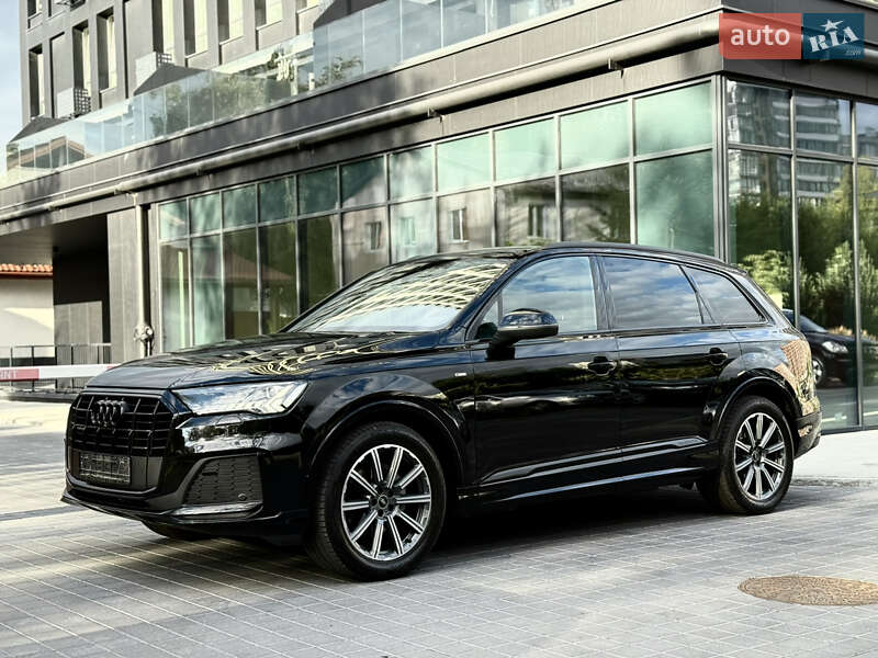Внедорожник / Кроссовер Audi Q7 2021 в Львове