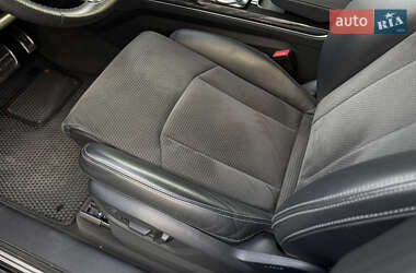 Внедорожник / Кроссовер Audi Q7 2021 в 