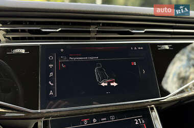 Внедорожник / Кроссовер Audi Q7 2021 в 