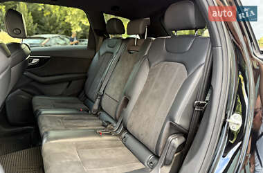 Внедорожник / Кроссовер Audi Q7 2021 в 