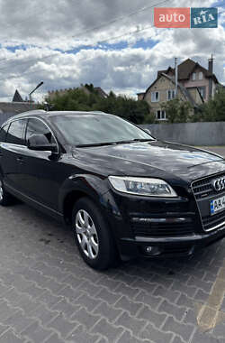 Внедорожник / Кроссовер Audi Q7 2008 в 