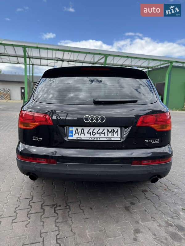 Позашляховик / Кросовер Audi Q7 2008 в Києві