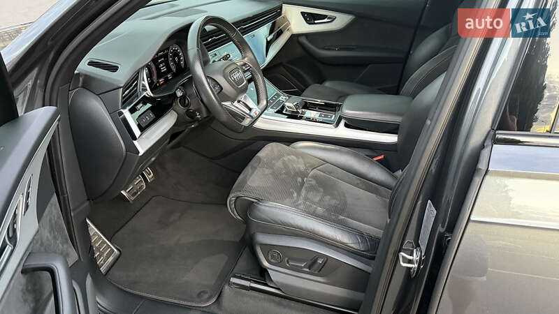 Позашляховик / Кросовер Audi Q7 2020 в Києві