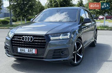 Внедорожник / Кроссовер Audi Q7 2018 в 