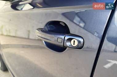 Внедорожник / Кроссовер Audi Q7 2013 в 