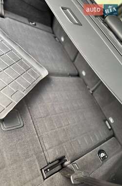 Внедорожник / Кроссовер Audi Q7 2013 в 