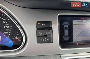 Внедорожник / Кроссовер Audi Q7 2013 в 