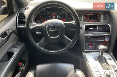 Внедорожник / Кроссовер Audi Q7 2008 в 