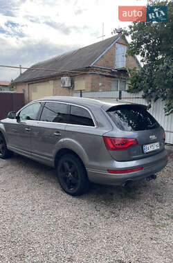 Внедорожник / Кроссовер Audi Q7 2011 в 
