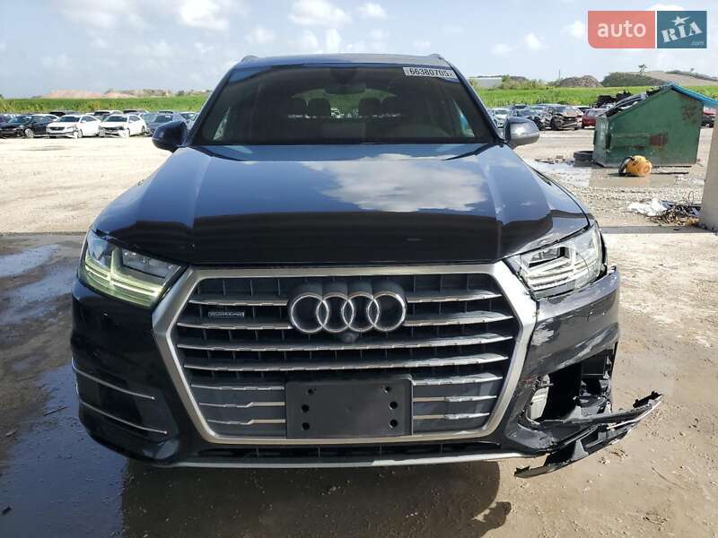 Внедорожник / Кроссовер Audi Q7 2018 в Киеве