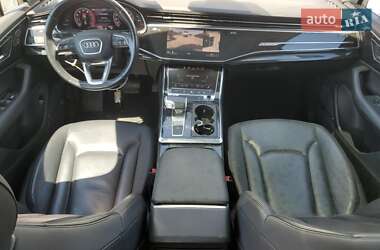 Позашляховик / Кросовер Audi Q7 2019 в 