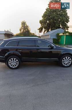 Внедорожник / Кроссовер Audi Q7 2013 в Березане