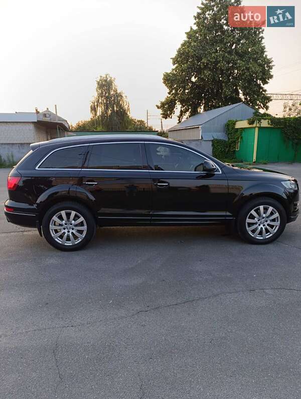 Audi Q7 2013
