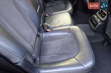 Внедорожник / Кроссовер Audi Q7 2013 в 