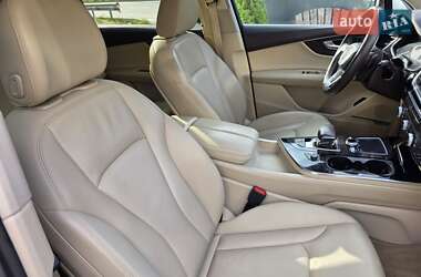 Внедорожник / Кроссовер Audi Q7 2017 в 