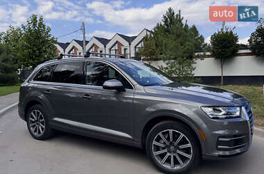 Внедорожник / Кроссовер Audi Q7 2016 в 