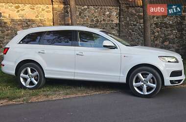 Внедорожник / Кроссовер Audi Q7 2013 в 