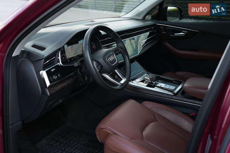 Позашляховик / Кросовер Audi Q7 2019 в Мукачевому