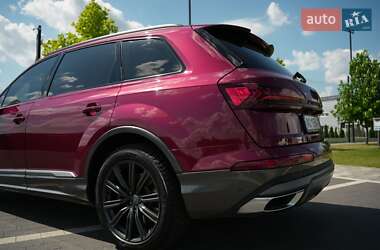 Внедорожник / Кроссовер Audi Q7 2019 в 