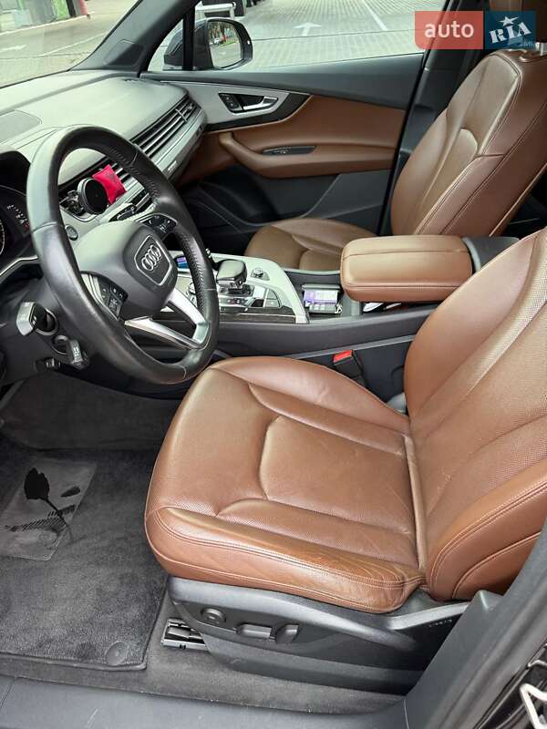 Внедорожник / Кроссовер Audi Q7 2016 в Одессе