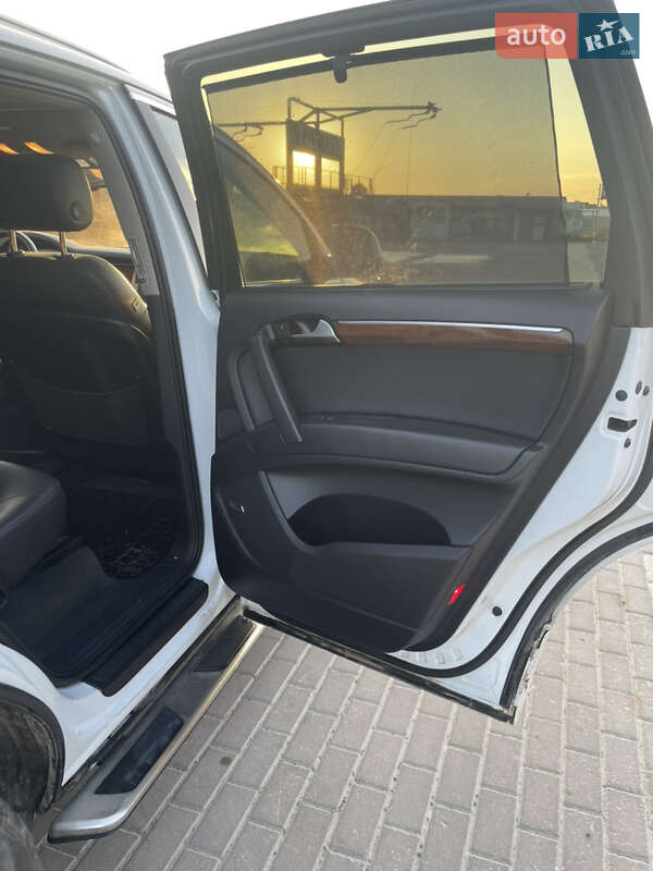 Позашляховик / Кросовер Audi Q7 2012 в Новояворівську фото 11 Позашляховик / Кросовер Audi Q7 2012 в Новояворівську