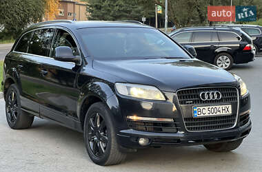 Внедорожник / Кроссовер Audi Q7 2006 в Новояворовске