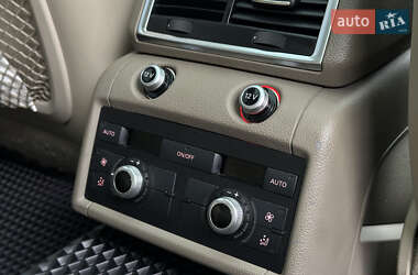 Внедорожник / Кроссовер Audi Q7 2012 в 