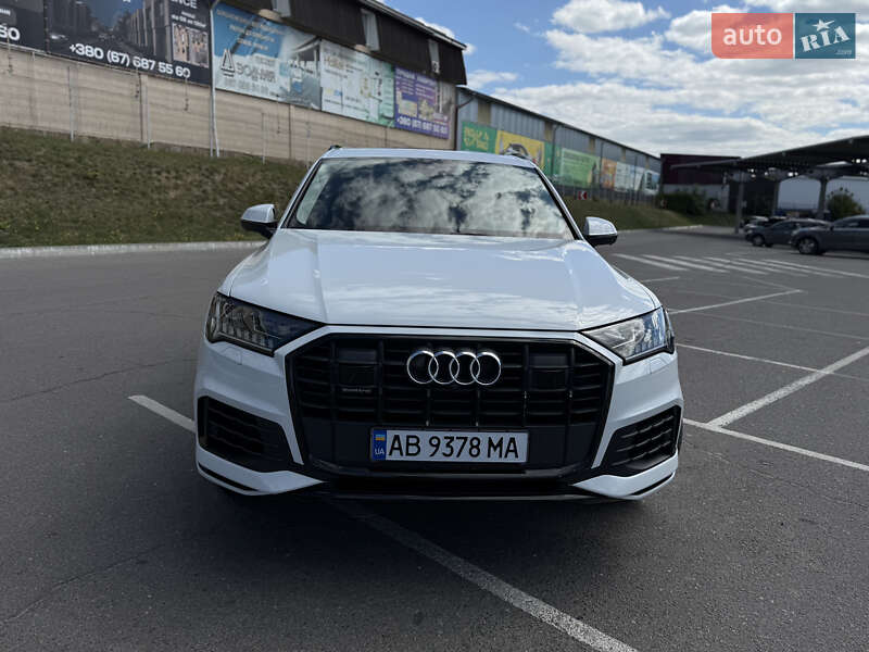 Позашляховик / Кросовер Audi Q7 2020 в Вінниці