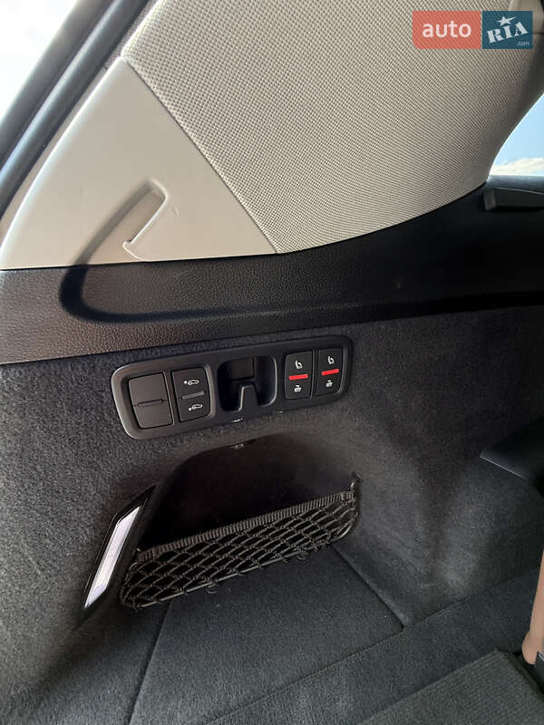 Позашляховик / Кросовер Audi Q7 2020 в Вінниці