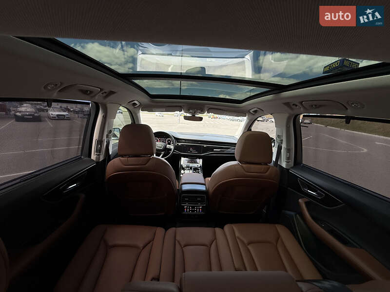 Позашляховик / Кросовер Audi Q7 2020 в Вінниці
