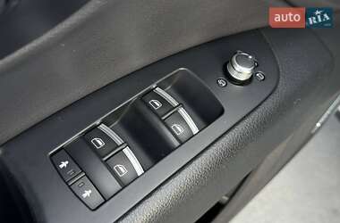 Внедорожник / Кроссовер Audi Q7 2014 в 