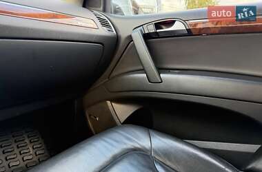 Внедорожник / Кроссовер Audi Q7 2014 в 