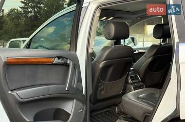 Внедорожник / Кроссовер Audi Q7 2014 в 