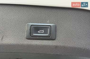 Внедорожник / Кроссовер Audi Q7 2014 в 