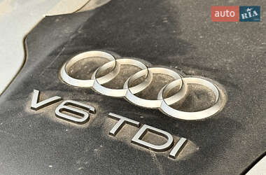 Внедорожник / Кроссовер Audi Q7 2013 в 