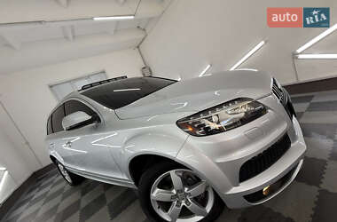 Внедорожник / Кроссовер Audi Q7 2013 в 
