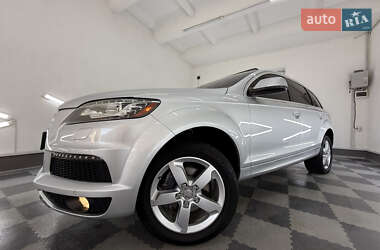Внедорожник / Кроссовер Audi Q7 2013 в 