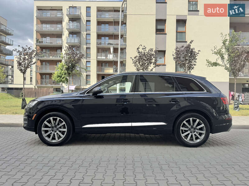 Внедорожник / Кроссовер Audi Q7 2017 в Львове