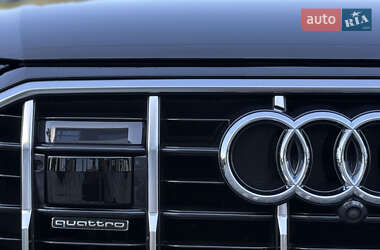 Внедорожник / Кроссовер Audi Q7 2020 в 