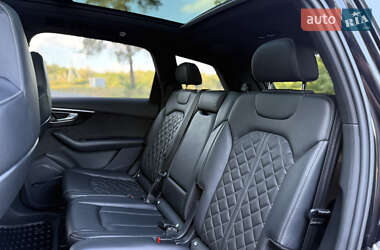 Внедорожник / Кроссовер Audi Q7 2020 в 
