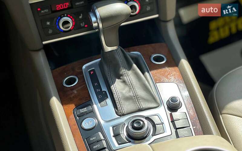 Позашляховик / Кросовер Audi Q7 2014 в Івано-Франківську