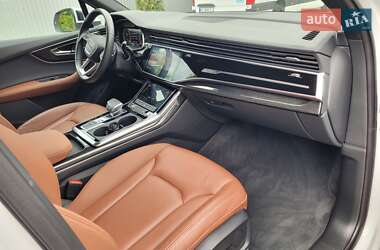 Внедорожник / Кроссовер Audi Q7 2020 в 