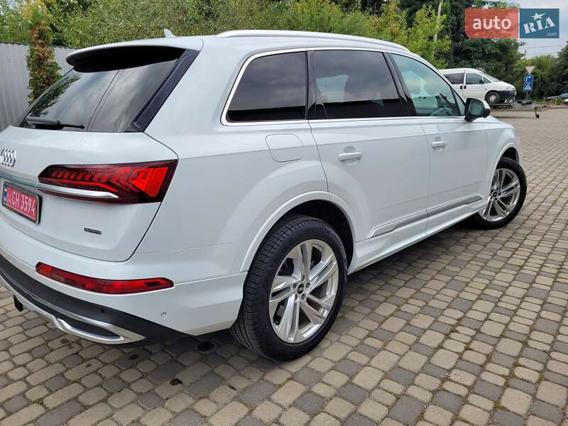 Внедорожник / Кроссовер Audi Q7 2020 в Ивано-Франковске