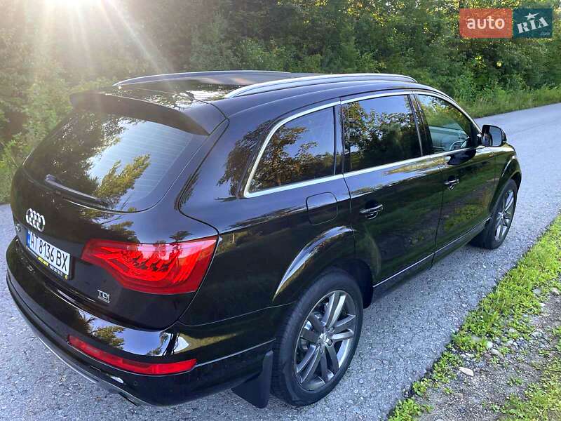 Внедорожник / Кроссовер Audi Q7 2010 в 