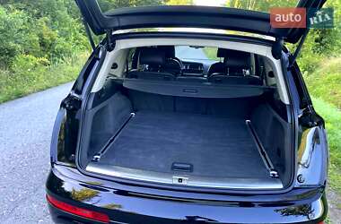 Внедорожник / Кроссовер Audi Q7 2010 в 