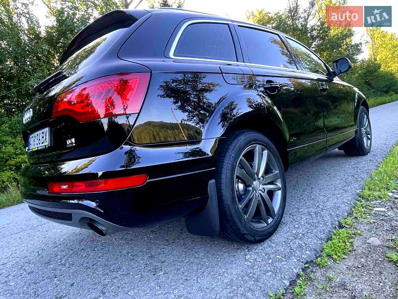 Позашляховик / Кросовер Audi Q7 2010 в Івано-Франківську