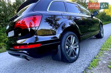 Внедорожник / Кроссовер Audi Q7 2010 в 